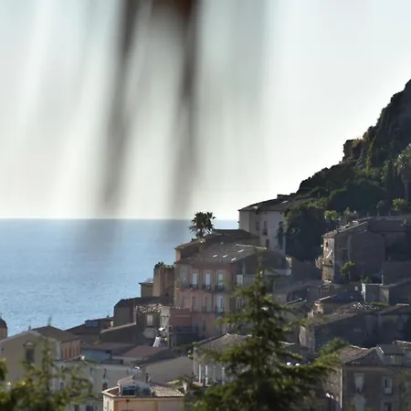 Thalore E 住宿加早餐酒店 3*