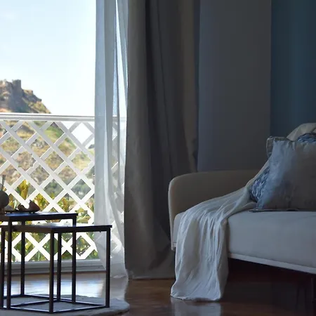 Thalore E 住宿加早餐酒店 阿曼泰阿